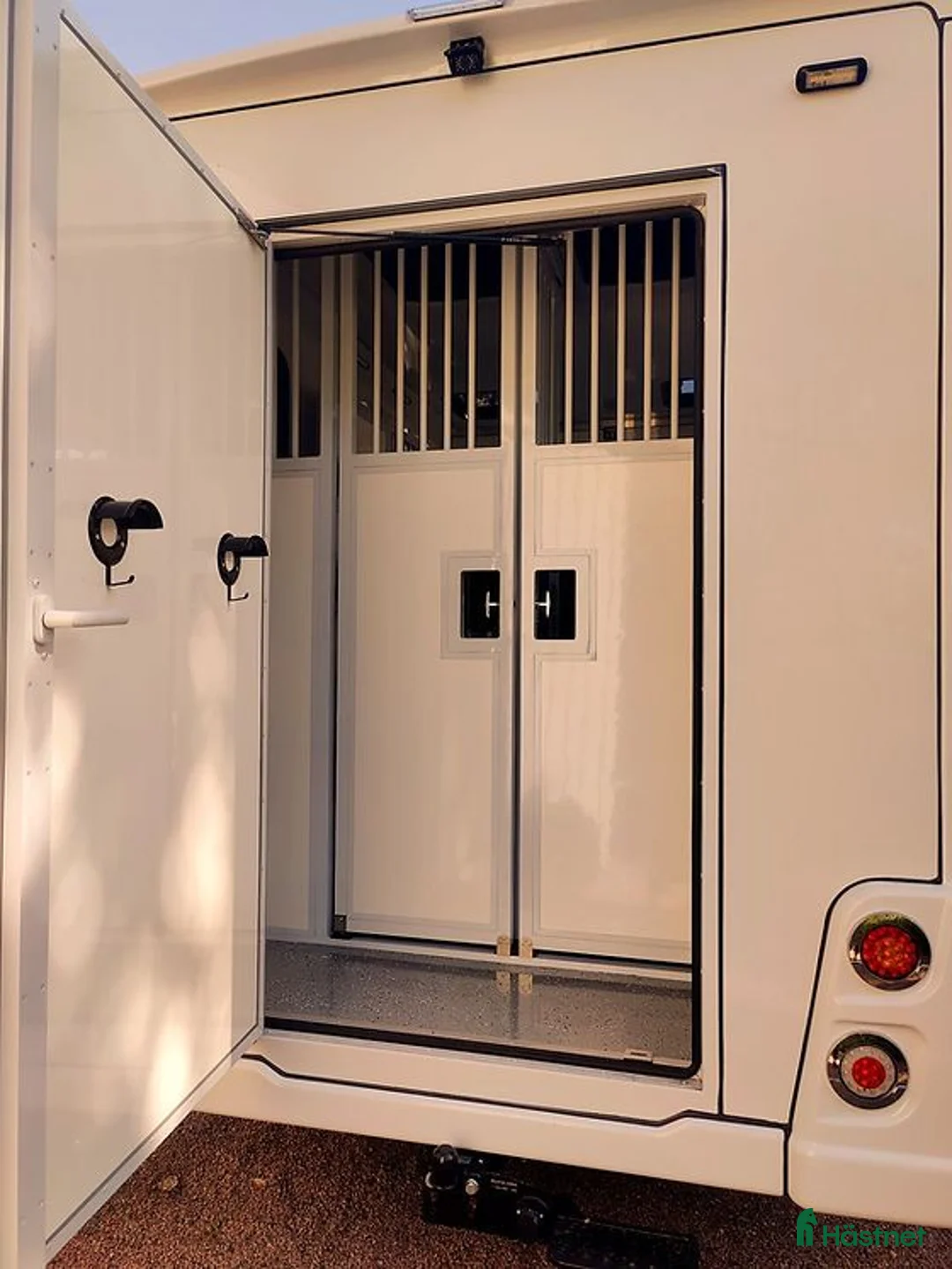 Hästlastbilar  fordon & transport till salu: Renault Master 2019, EP Horsebox - Annons 5