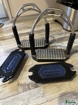 Övrig Ryttarutrustning ryttarutrustning till salu: Sprenger bow balance  i Krylbo - Annons 1