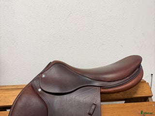 Sadlar hästutrustning till salu: Renaissance i fint skick i Brunskog - Annons 3