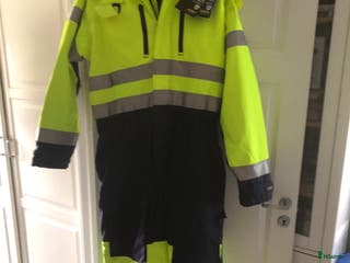 Övrig Travutrustning trav till salu: Vinteroverall varsel stlk 58 i Örbyhus - Annons 1