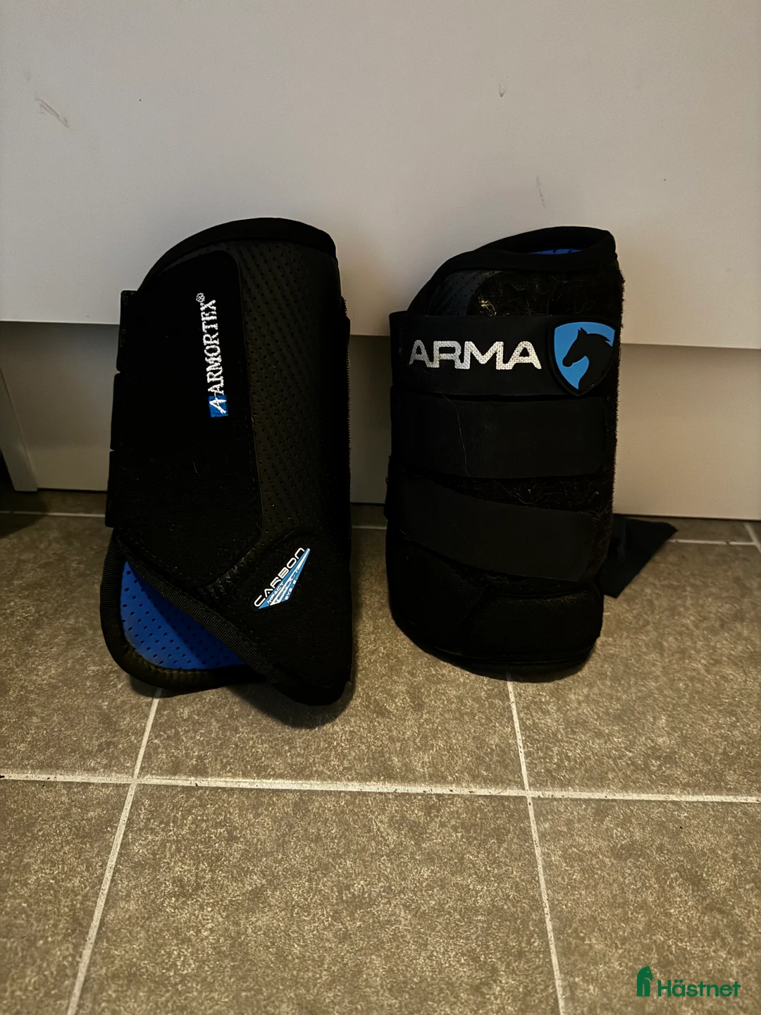 Benskydd hästutrustning till salu: Armotex carbon benskydd i Knivsta - Annons 1