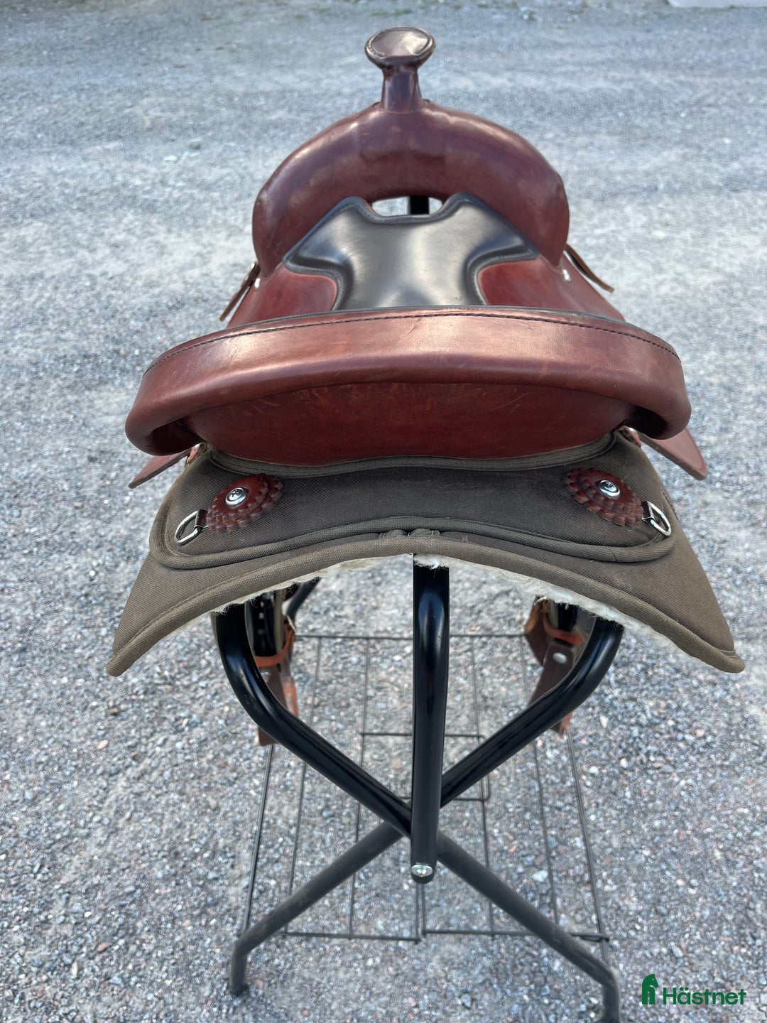 Sadlar hästutrustning till salu: Fabtron Westernsadel  i Knivsta - Annons 4