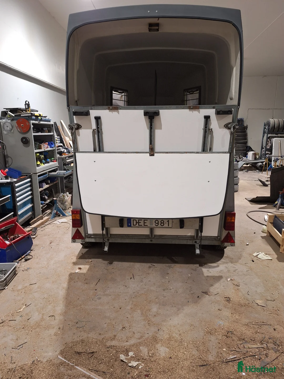 Hästtransporter  fordon & transport till salu: Nyrenoverad THULE Horseline 2009 - Annons 4