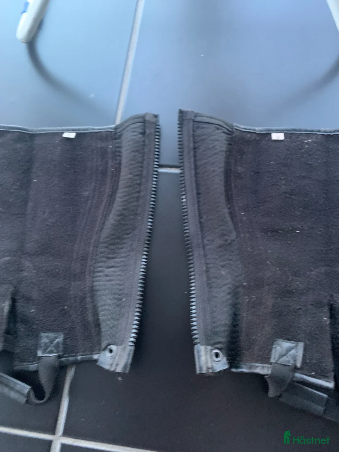 Övrigt Ridkläder ryttarutrustning till salu: Chaps 290 + Frakt - Annons 3