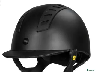 Hjälmar ryttarutrustning till salu: Ridhjälm Back on track neoz 54-58 i Göteborg - Annons 1