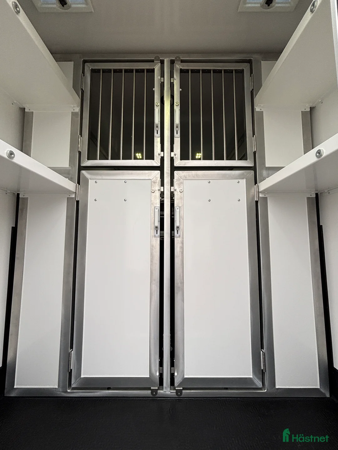 Hästlastbilar  fordon & transport till salu: NY Horsepartner Exclusive hästbil - stuteri i Laholm - Annons 3