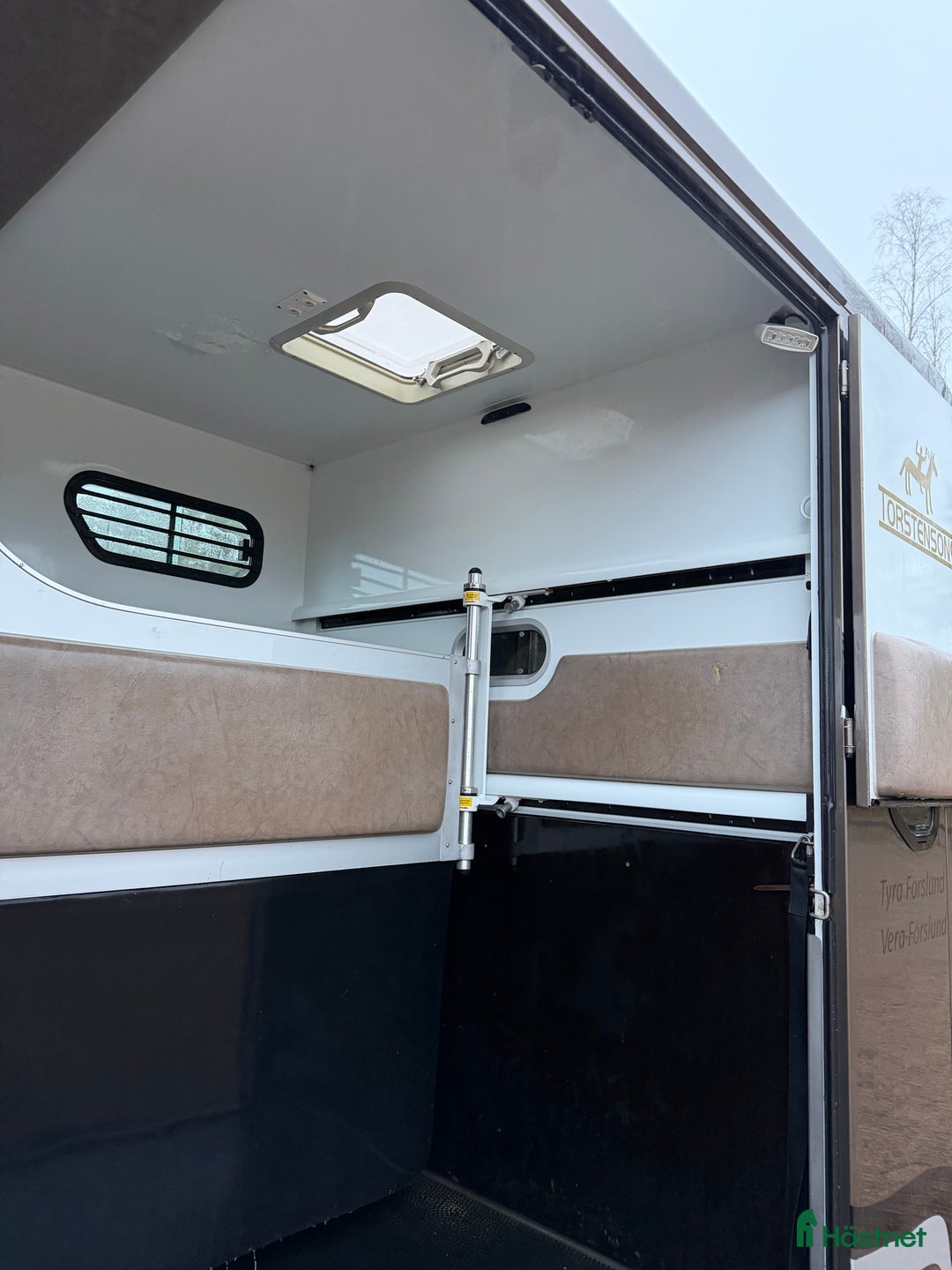 Hästlastbilar  fordon & transport till salu: Mycket fin theault proteo 5 Hästlastbil  i Västerås - Annons 9