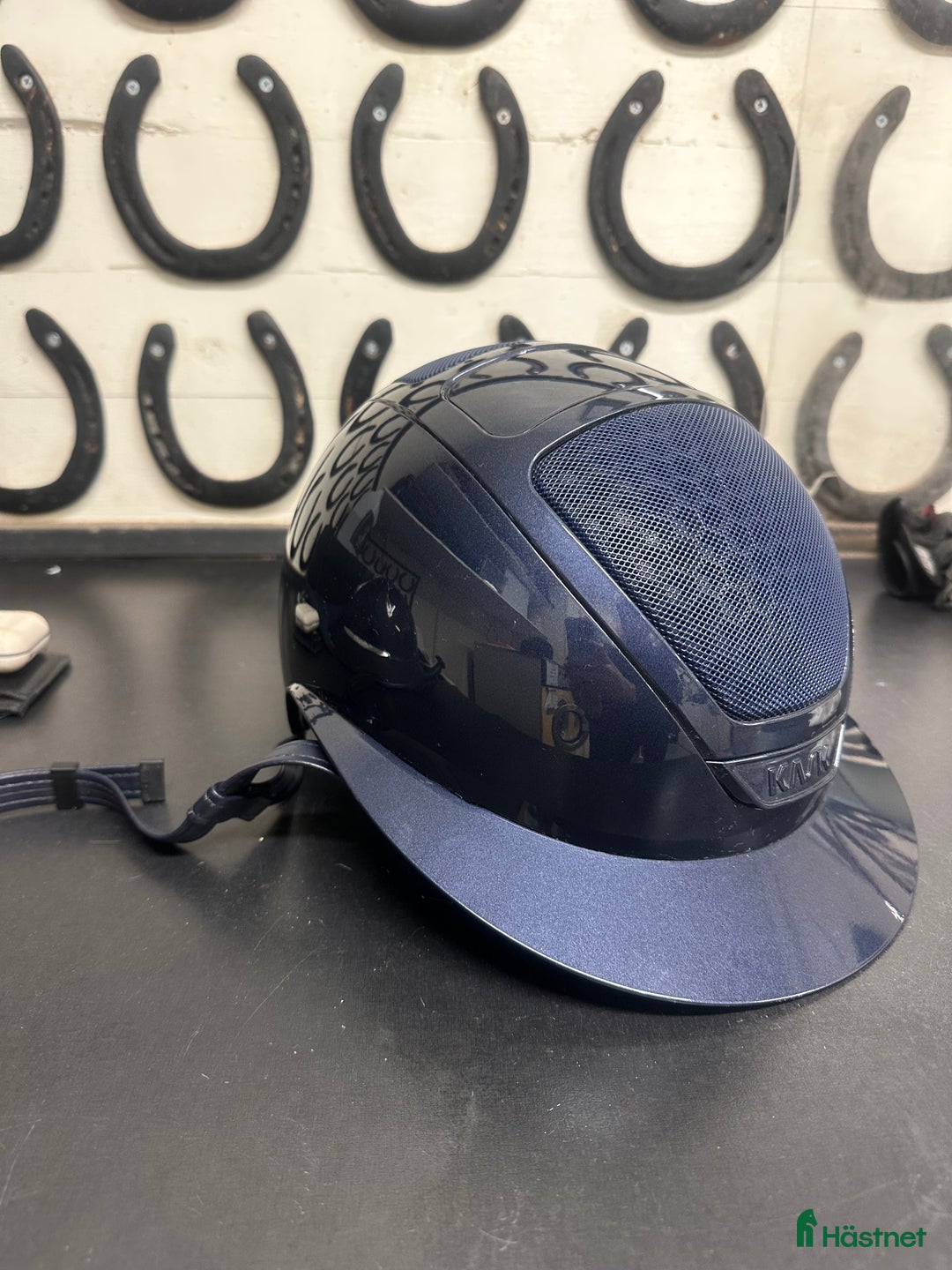 Hjälmar ryttarutrustning till salu: Kask hjälm  i Mjölby - Annons 3