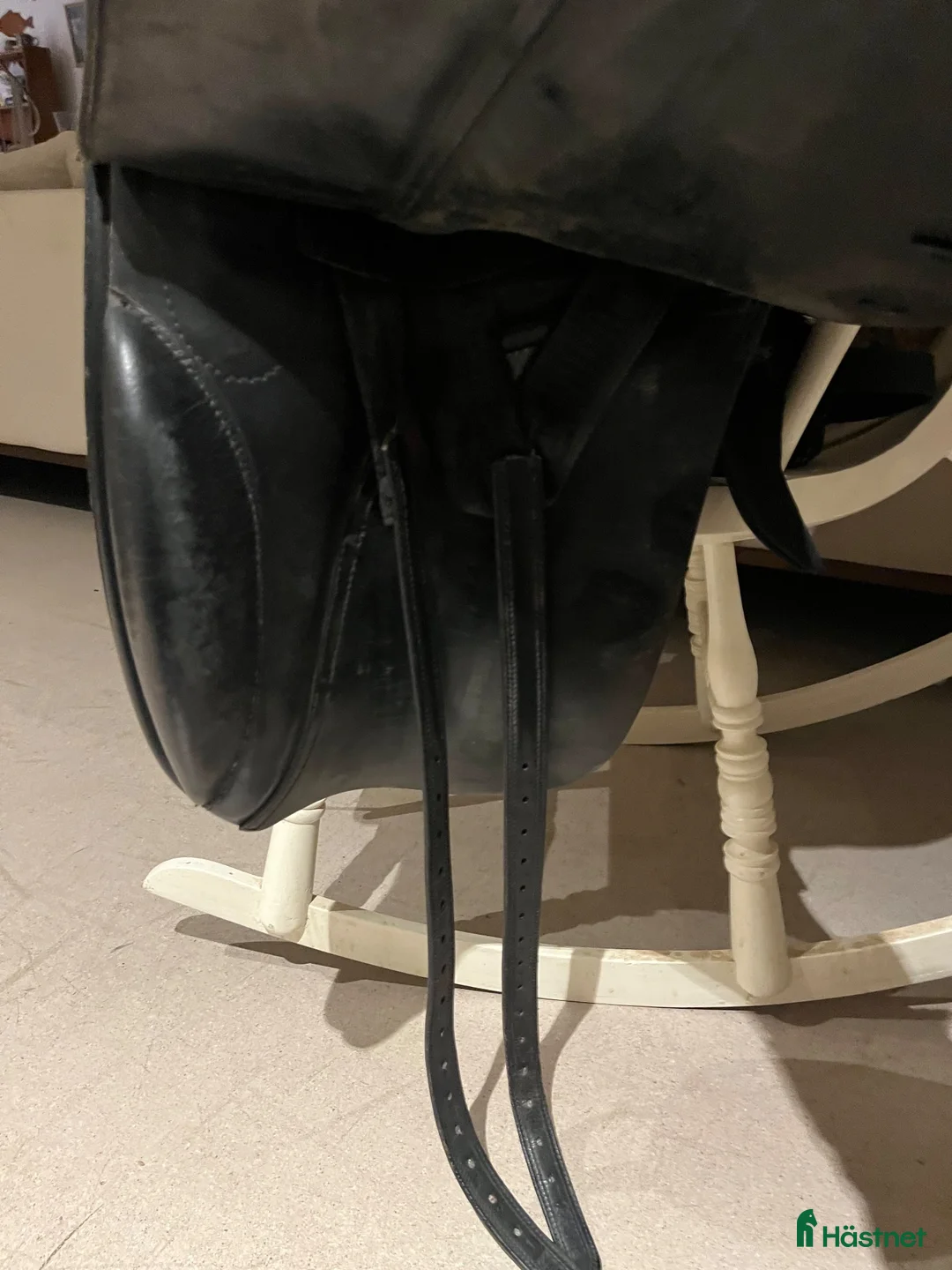 Sadlar hästutrustning till salu: George Bates superskön dressyrsadel  - Annons 2