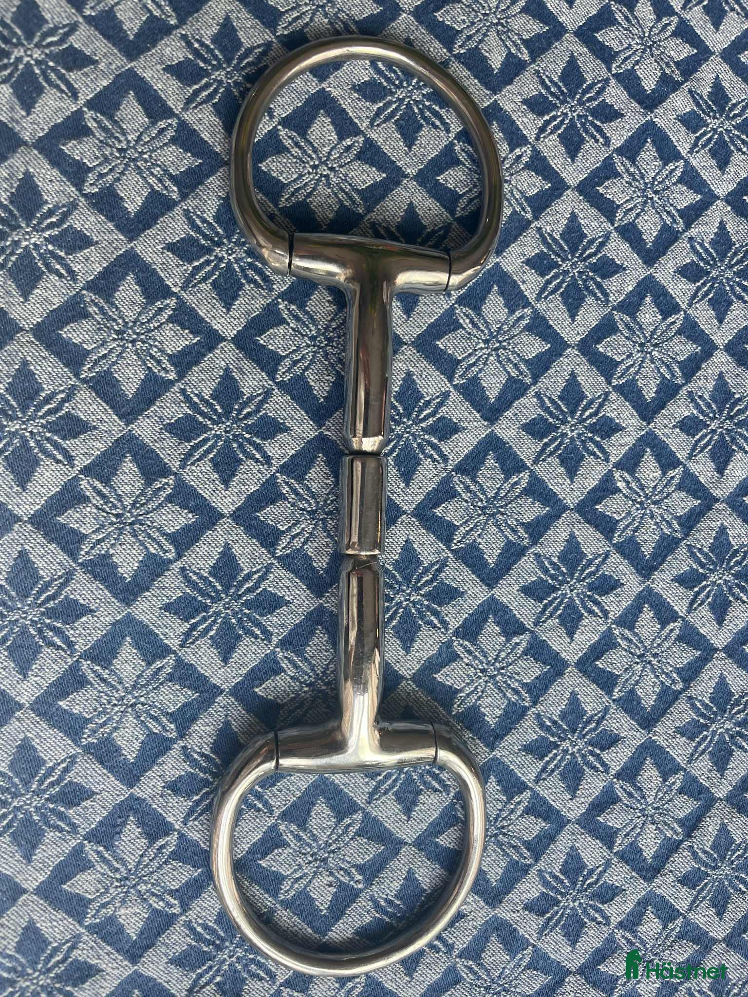 Bett hästutrustning till salu: Helt nytt oanvänt Eggbett Barrell från Fairfield i Värmdö - Annons 5