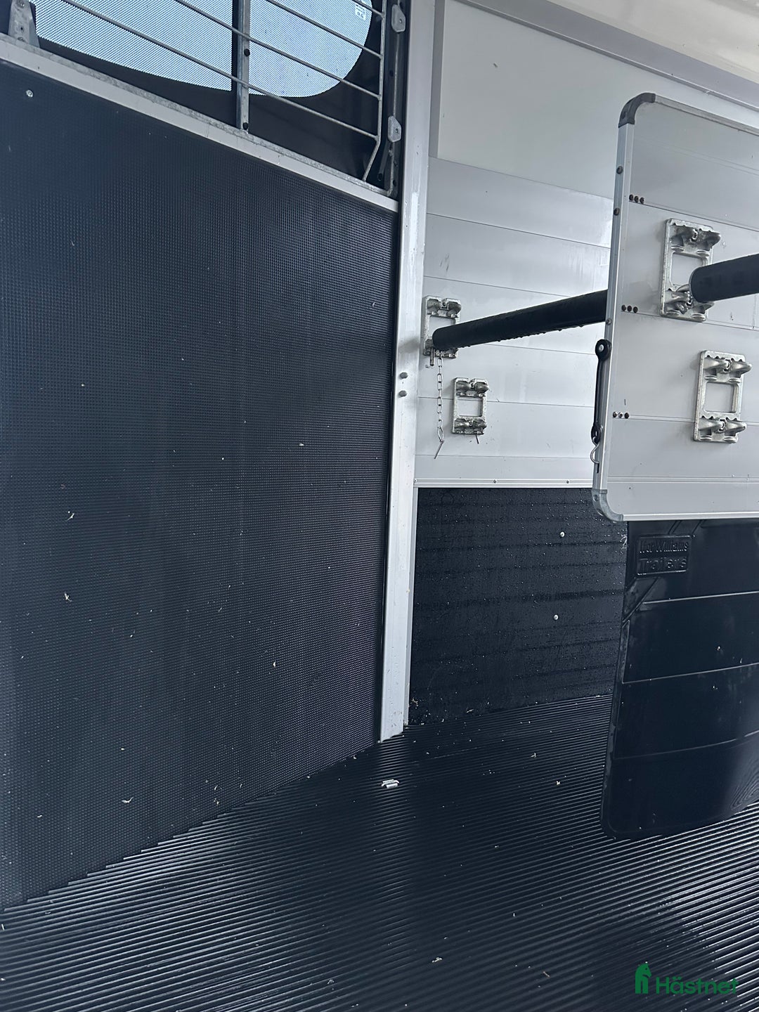 Hästtransporter  fordon & transport till salu: Ifor Williams HBX 506 i Motala - Annons 6