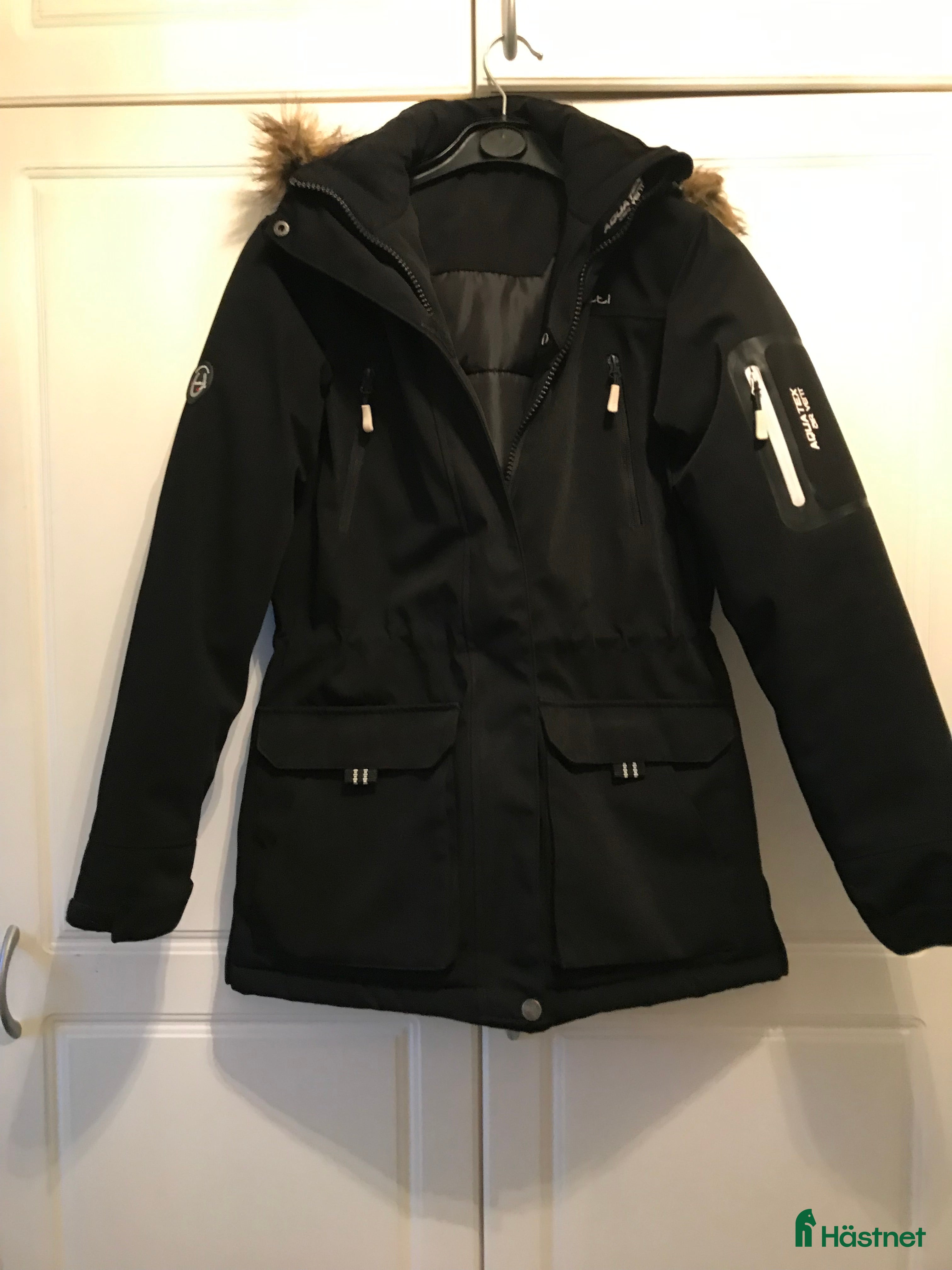 Jackor &amp; Kavajer ryttarutrustning till salu: Ridjackor i nyskick i Töllsjö - Annons 2