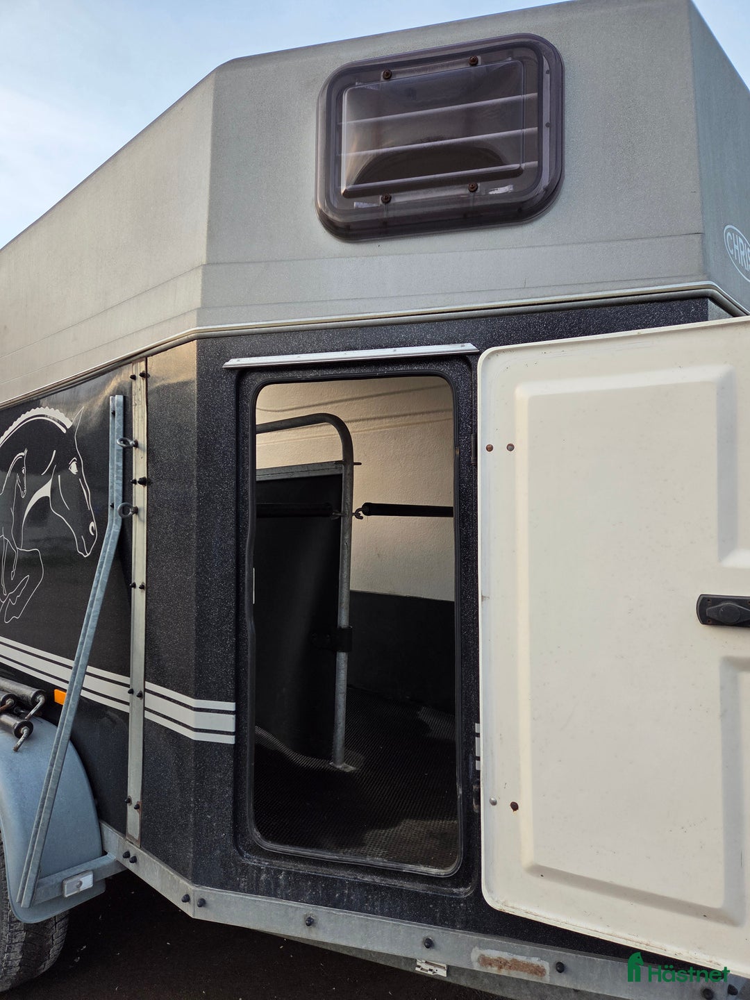 Hästtransporter  fordon & transport till salu: Dubbelaxlat Christ Comet XL i Södertälje - Annons 3