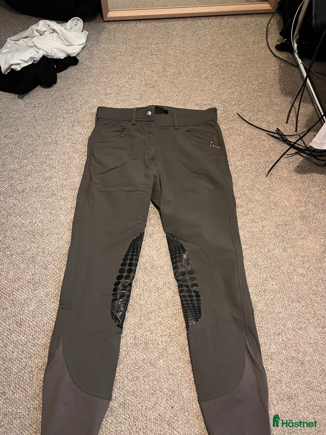 Ridbyxor ryttarutrustning till salu: Ridbyxor CRW - Annons 1