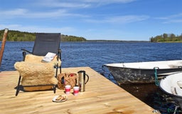  hästgårdar till salu: Gård med egen strandlinje vid sjön Lönern i Dalum - Bild 2