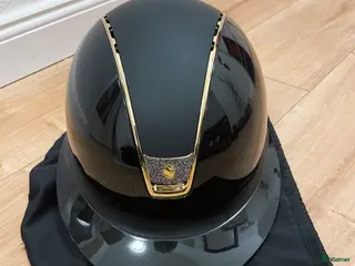 Hjälmar ryttarutrustning till salu: Ridhjälm Miss Shield 2.0 Small - Annons 1