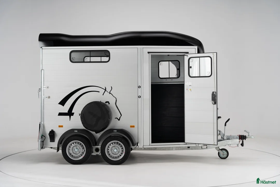 Hästtransporter  fordon & transport till salu: Cheval Touring One i Harestad - Annons 2