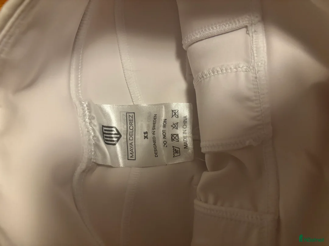 Ridbyxor ryttarutrustning till salu: Maya delorez Vienna Compression Breeches i Onsala - Annons 4