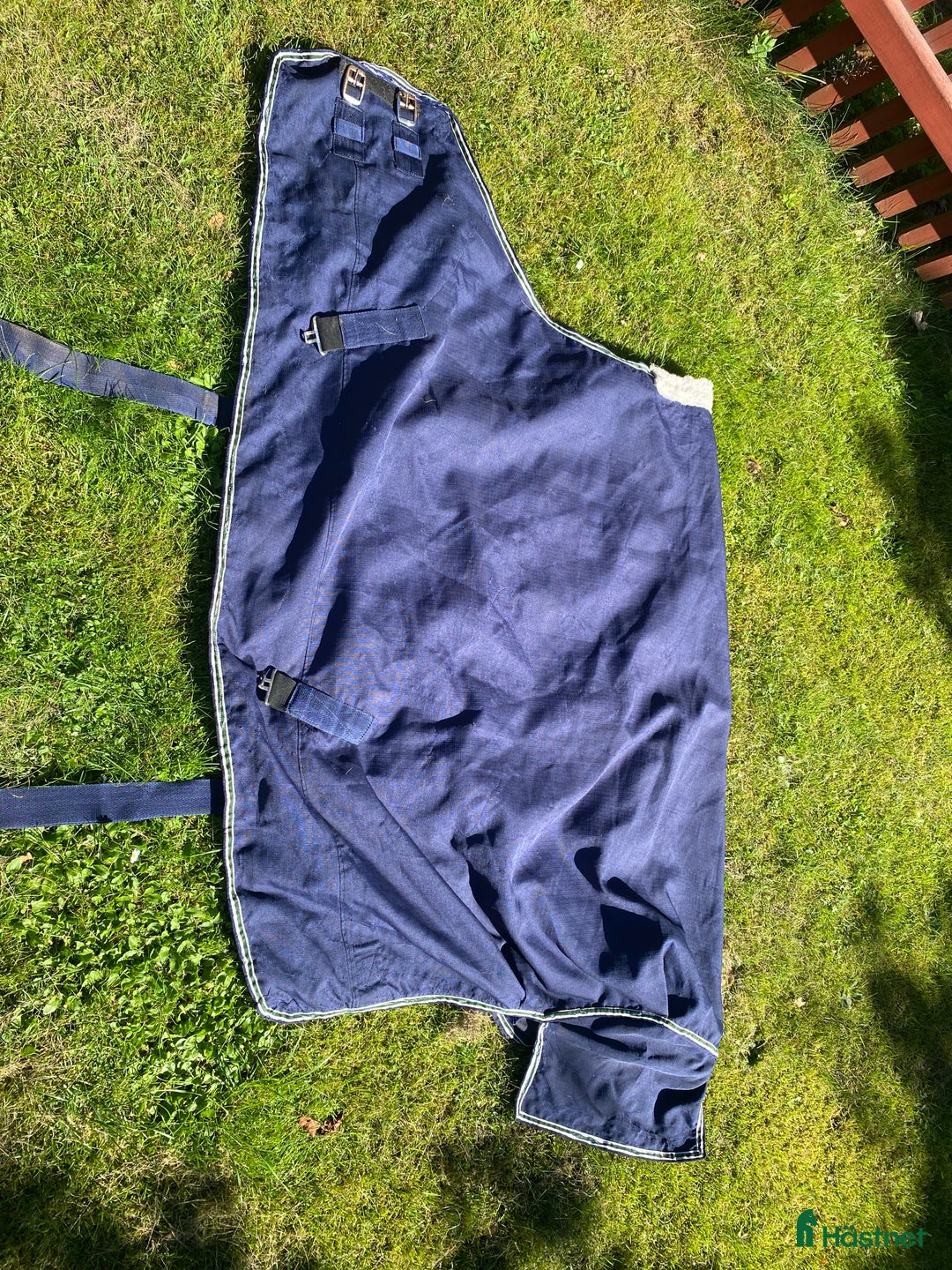 Täcken hästutrustning till salu: Fint regntäcke!  i Lyckeby - Annons 2