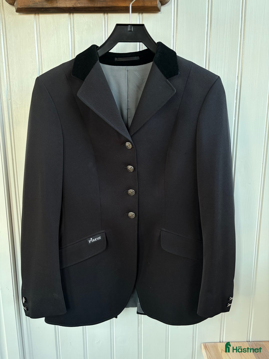 Jackor & Kavajer ryttarutrustning till salu: Pikeur kavaj  i Mjölby - Annons 1