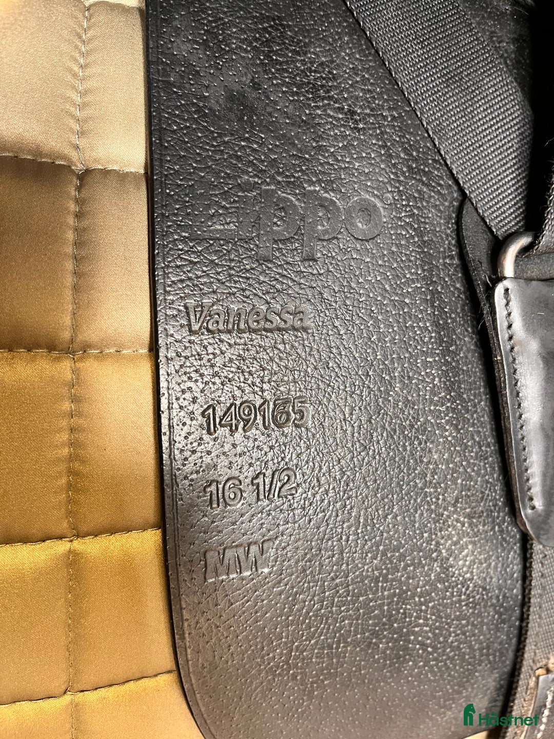 Sadlar hästutrustning till salu: Dressyr Sadel Lippo Vanessa  i Holsbybrunn - Annons 6