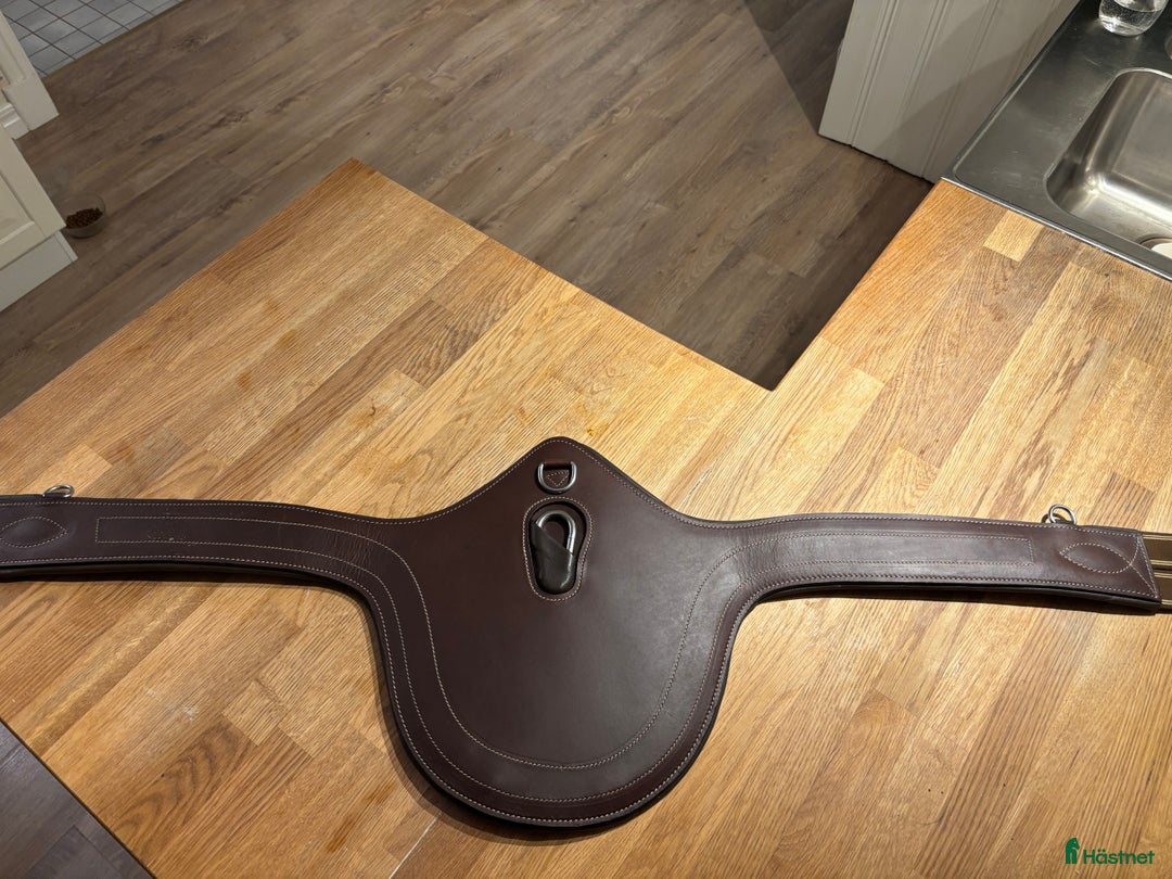 Sadeltillbehör hästutrustning till salu: Hoppgjord i nyskick i Ucklum - Annons 2