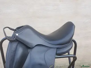 Sadlar hästutrustning Antares dressyrsadel - Annons 2