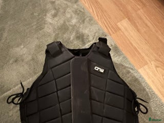 Säkerhetsvästar ryttarutrustning till salu: Säkerhetsväst CRW i Skövde - Annons 15