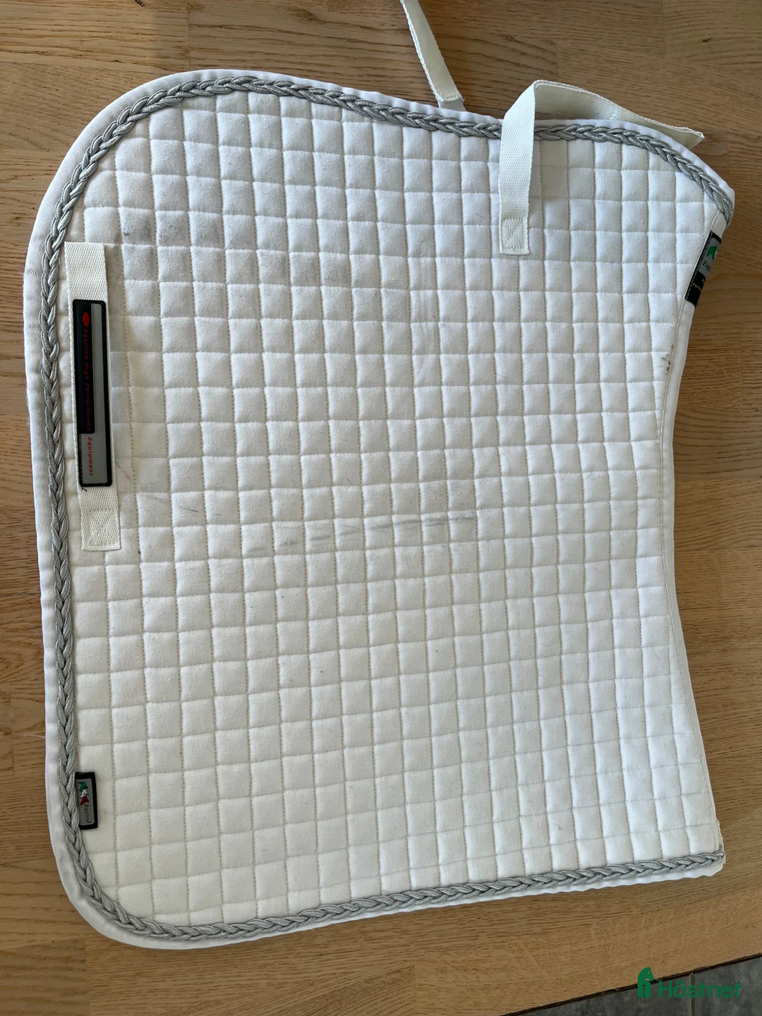 Schabrak & Vojlockar hästutrustning till salu: Olika schabrak till salu i Österskär - Annons 2