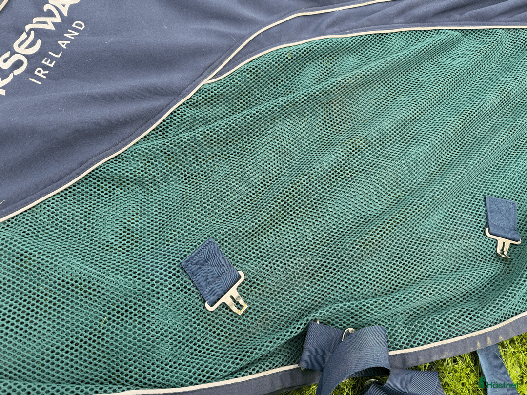 Täcken hästutrustning till salu: Horseware sport cooler - Annons 4