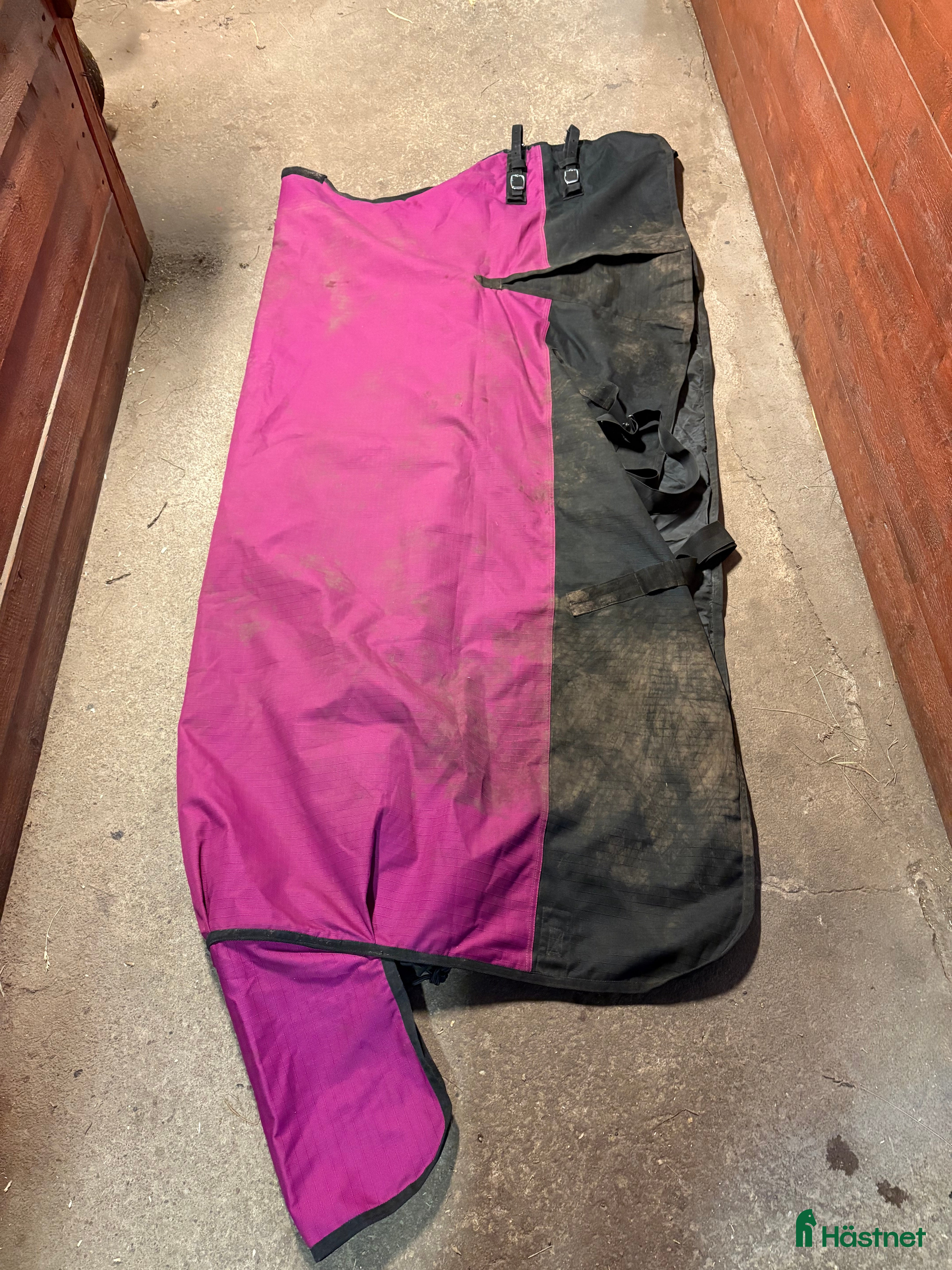 Täcken hästutrustning till salu: Vintertäcke, strl 155 i Kungsör - Annons 3