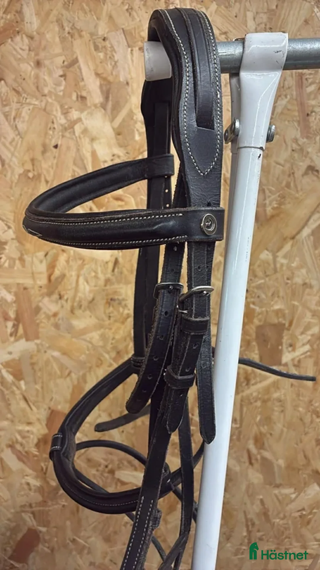 Träns hästutrustning till salu: Svart träns Fairfield ponny 🐴 - Annons 1