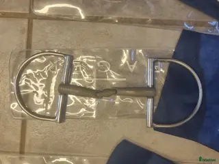 Bett hästutrustning Fager bett Emil titan D ring i Tyresö - Annons 24