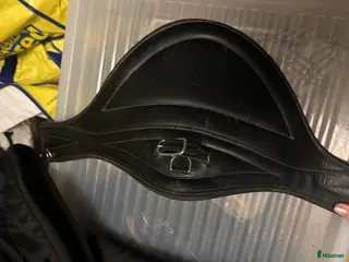 Sadeltillbehör hästutrustning Svart hoppjord 110 cm i Borlänge - Annons 4