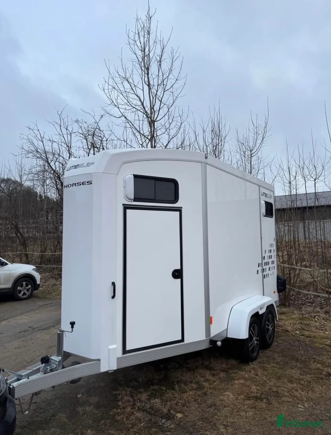 Hästtransporter  fordon & transport till salu: Umesläp B50 i nyskick  - Annons 1