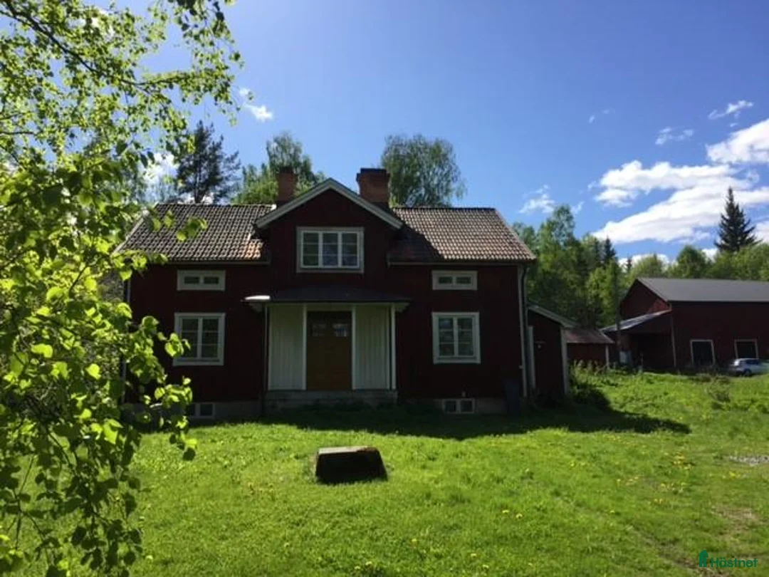  hästgårdar till salu: Uthyres Sjönära gård i natursköna Bergslagen i Kopparberg - Annons 1