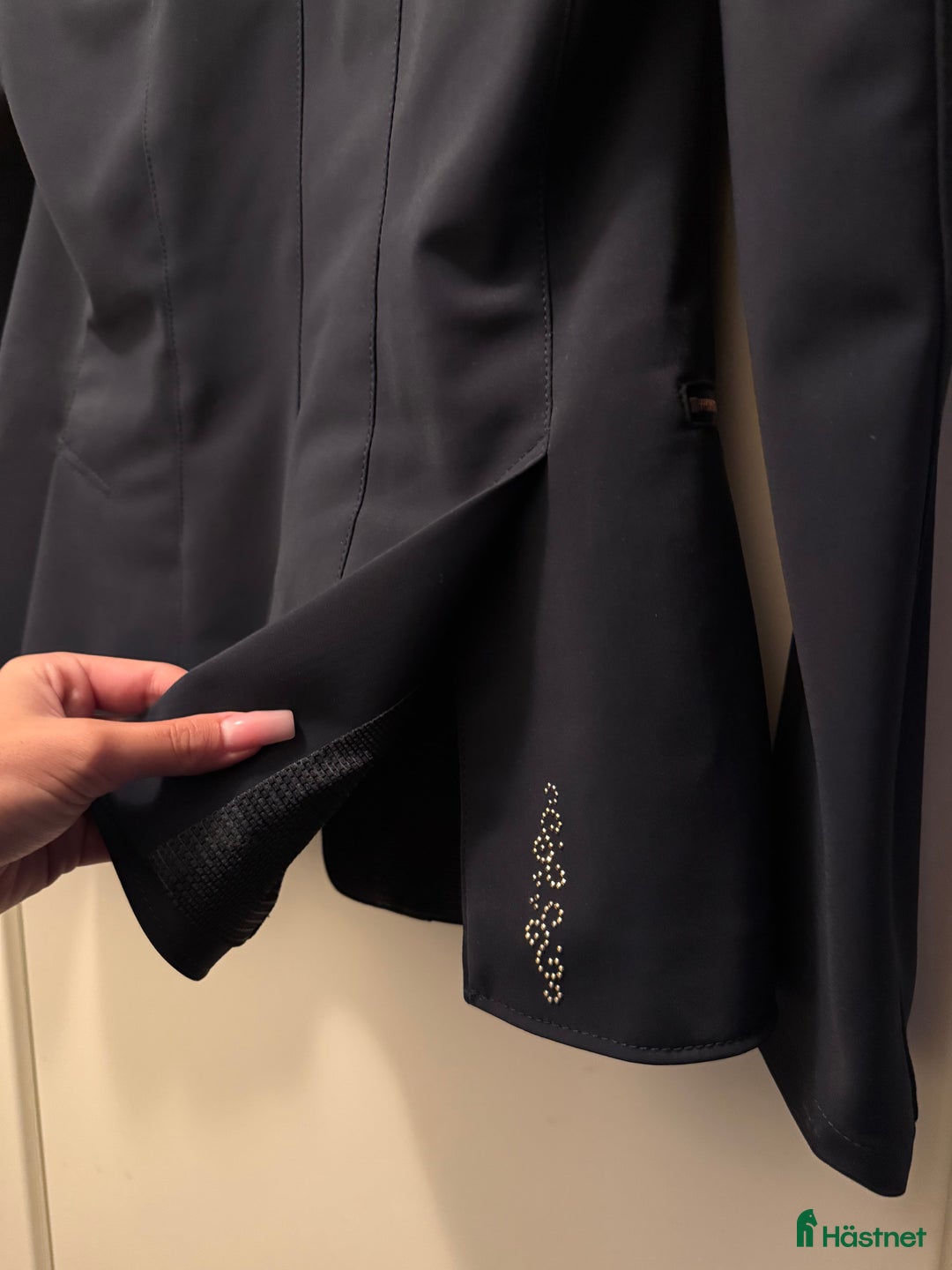 Jackor & Kavajer ryttarutrustning till salu: Pikeur Competiton Paulin Kavaj i Örebro - Annons 8