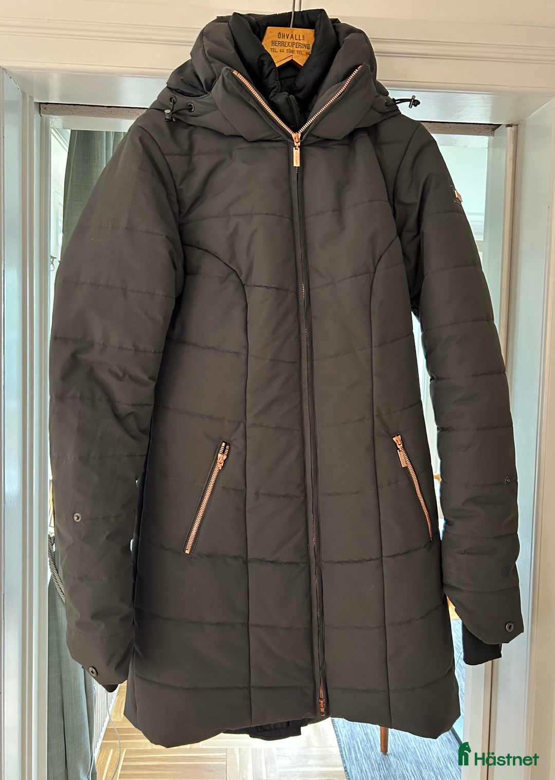 Jackor & Kavajer ryttarutrustning till salu: Equestrian Stockholm vinterjacka Small i Röbäck - Annons 1