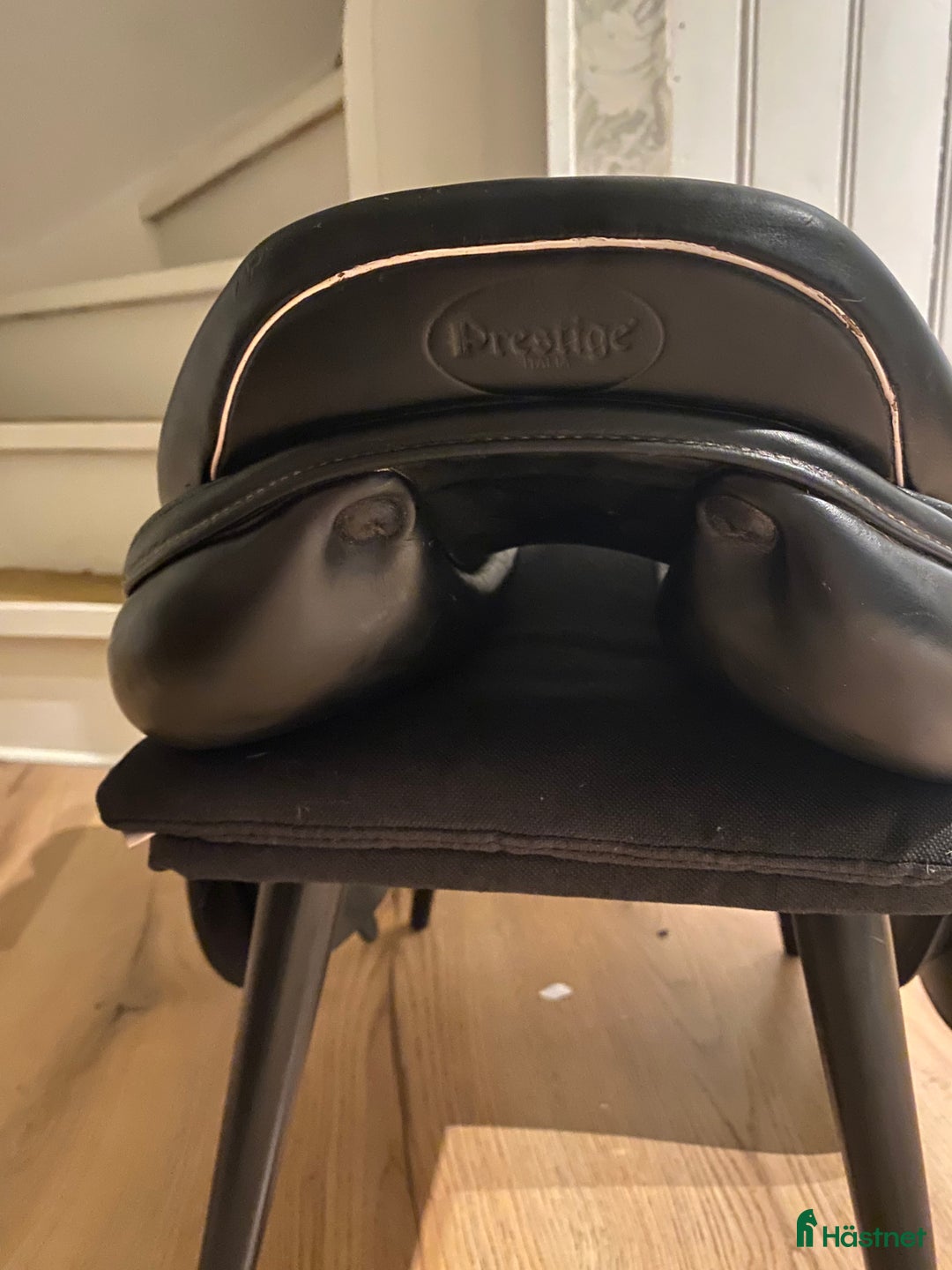 Sadlar hästutrustning till salu: Svart prestige versailles i Insjön - Annons 7