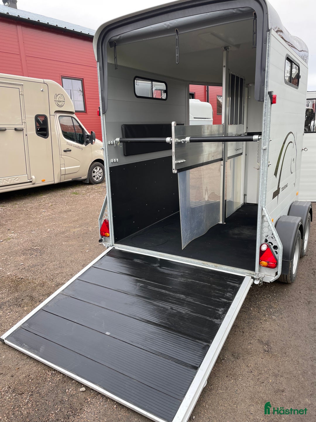 Hästtransporter  fordon & transport till salu: Touring Country, frontutlastning, sparsamt använd i Strandbaden - Annons 6