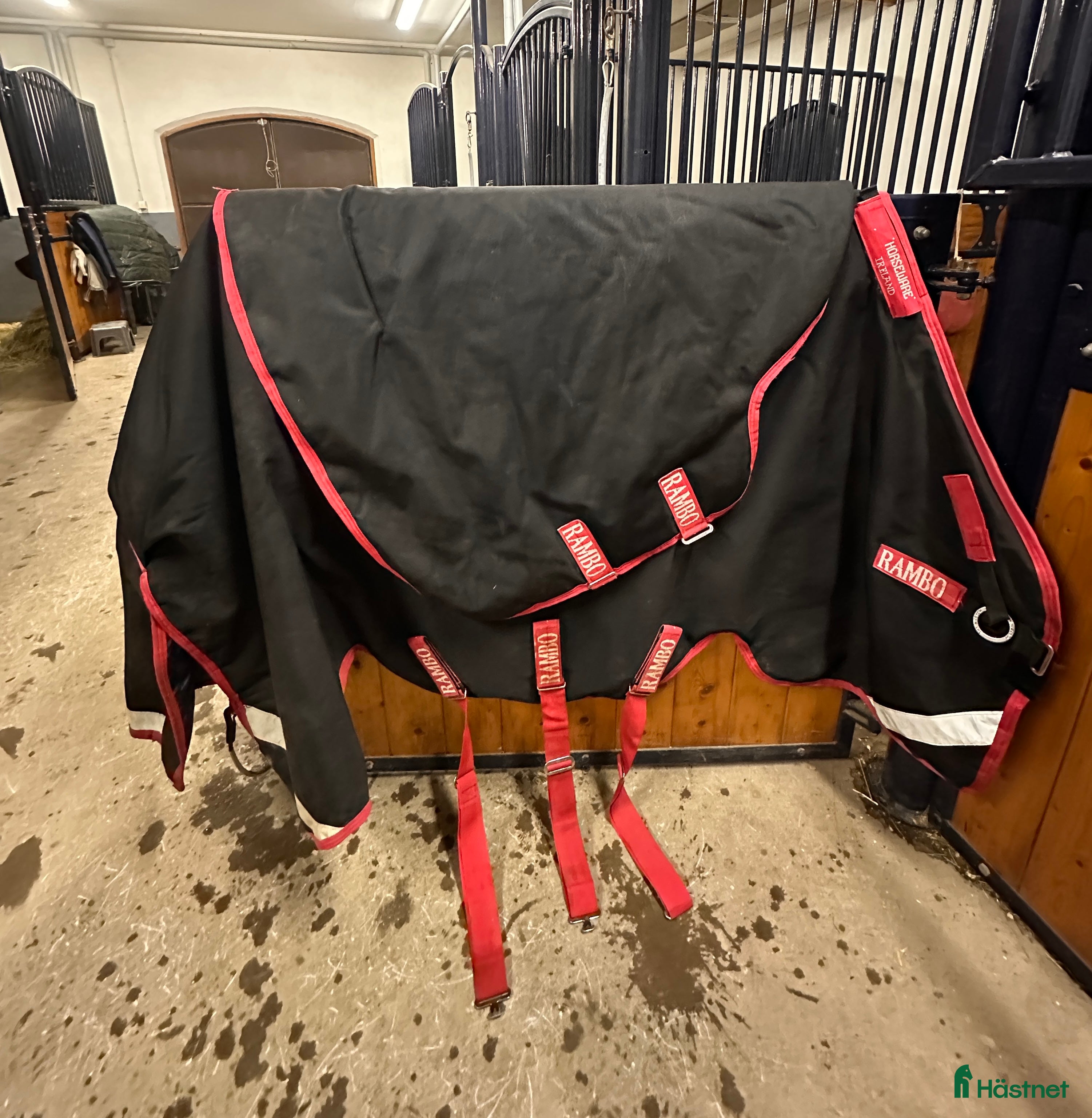 Täcken hästutrustning 	 Rambo Supreme Vary-Layer Heavy 450 g - Annons 24