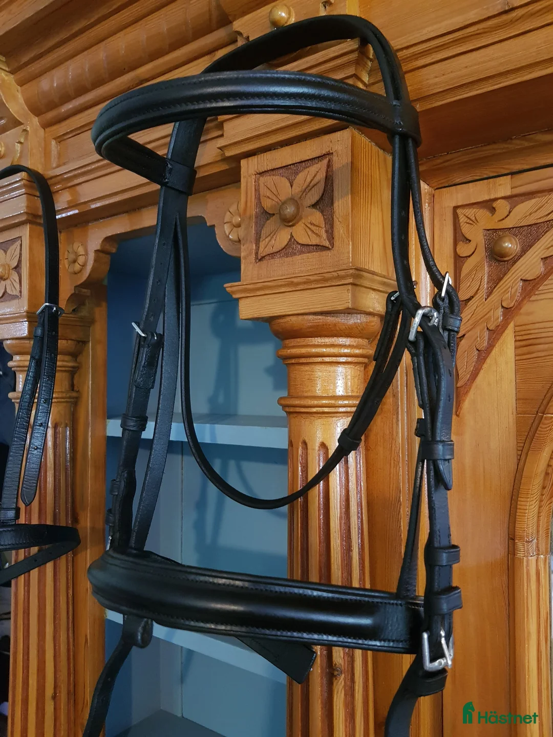 Träns hästutrustning till salu: Svarta träns och nosgrimma ponny i Söråker - Annons 1