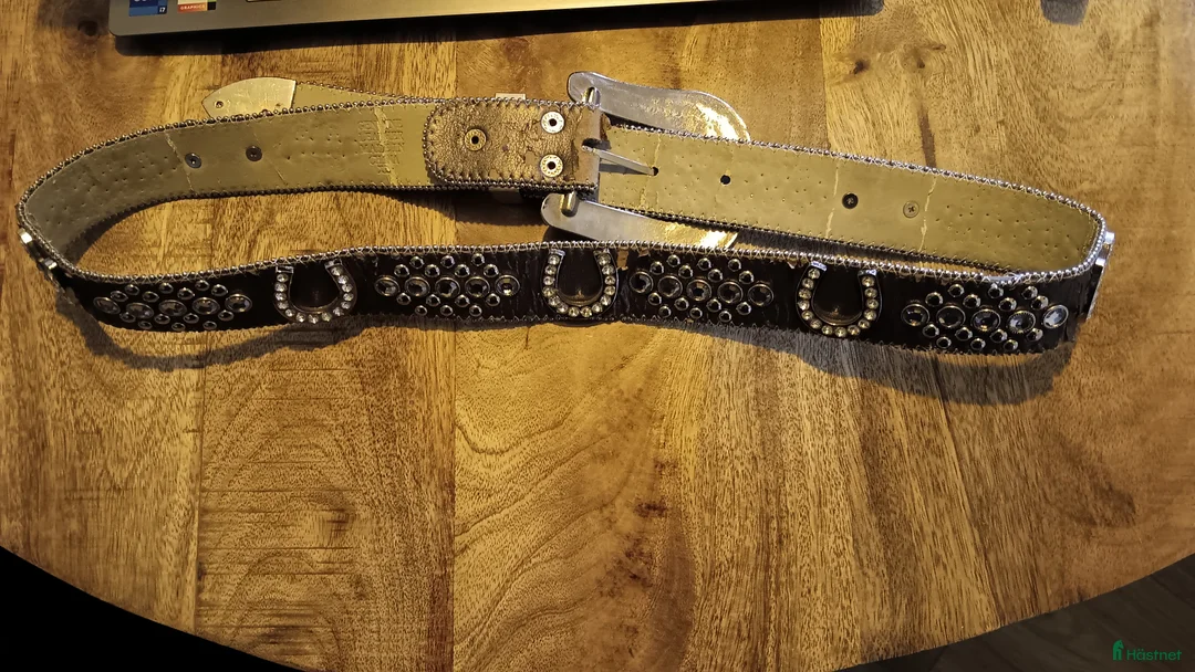 Övrigt Ridkläder ryttarutrustning till salu: Western Showbälte läder i Råda - Annons 2