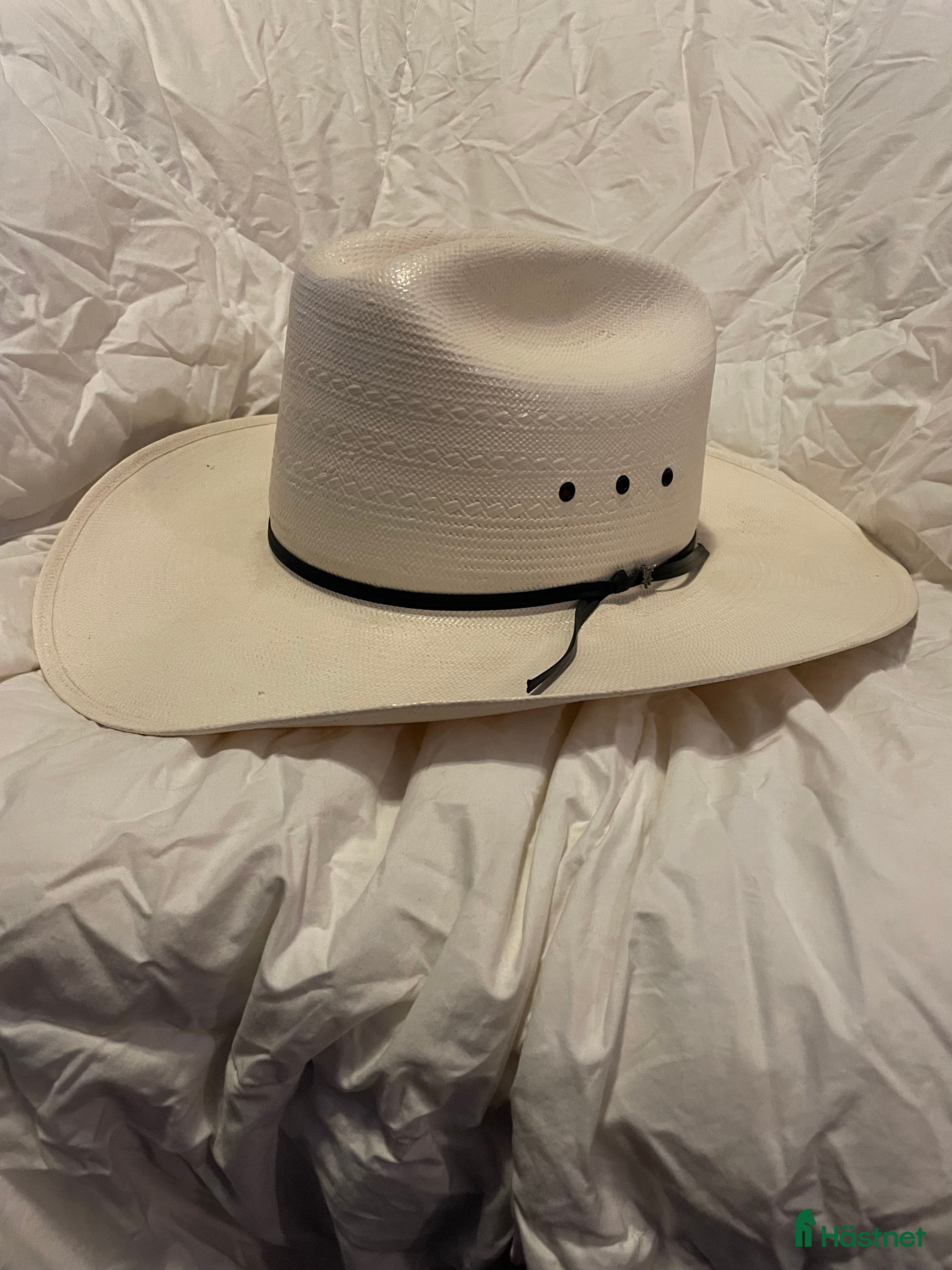 Övrigt Ridkläder ryttarutrustning till salu: Cowboyhattar av märket Bailey i Umeå - Annons 2