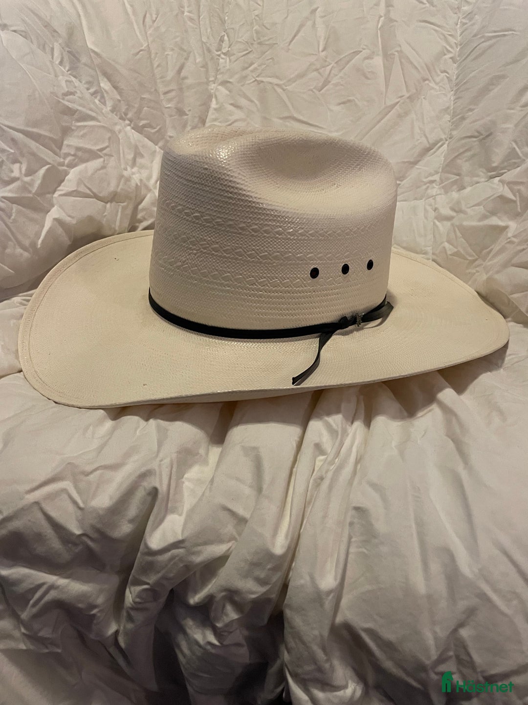 Övrigt Ridkläder ryttarutrustning till salu: Cowboyhattar av märket Bailey i Umeå - Annons 1