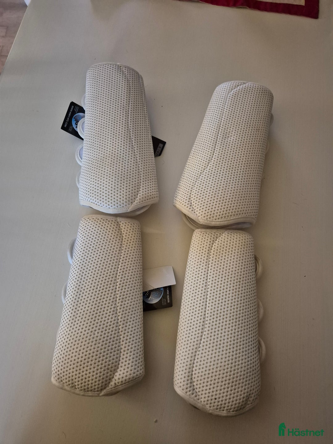 Benskydd hästutrustning till salu: "Nyskick" Anky högteknologiska dressyrskydd i Kungsör - Annons 2