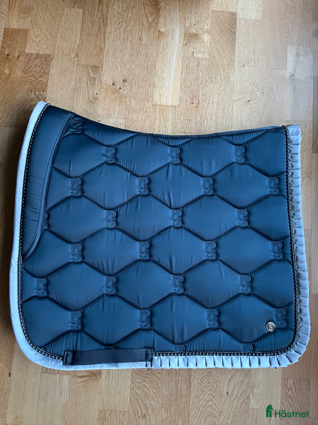 Schabrak & Vojlockar hästutrustning till salu: Jätte fint ps schabrak  - Annons 1