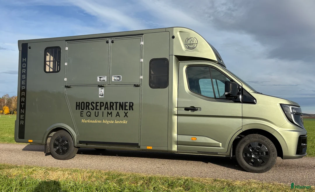 Hästlastbilar  fordon & transport till salu: HORSEPARTNER EQUIMAX hästbil - 5sits - stuteri i Laholm - Annons 10