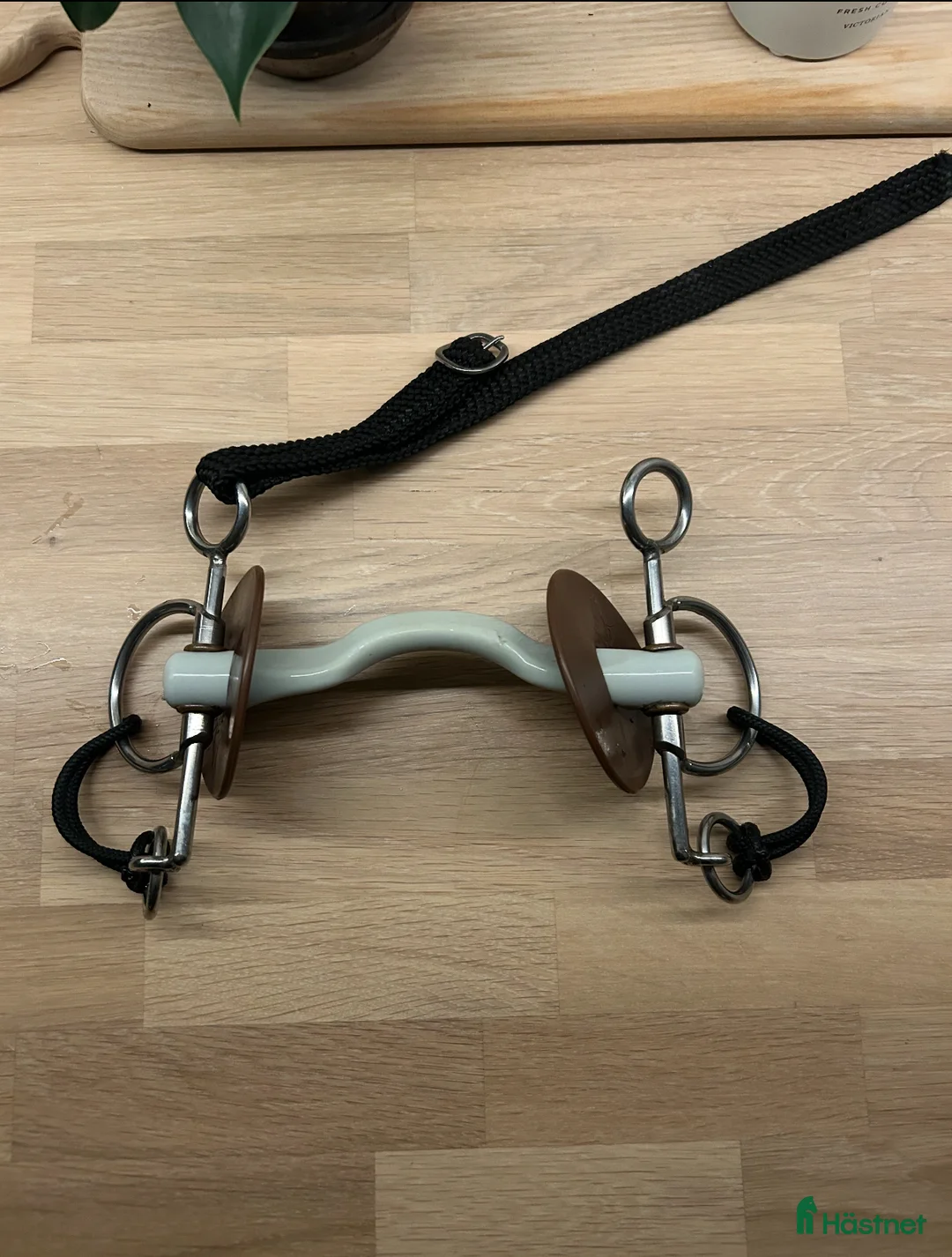 Bett hästutrustning till salu: Beris Pelham  - Annons 1