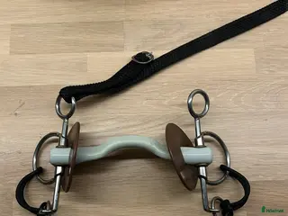 Bett hästutrustning Beris Pelham - Annons 1